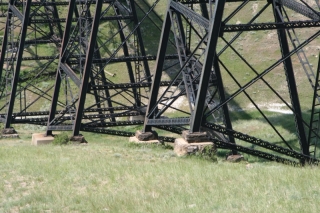 GN Trestle sway braces had a ladder like design.